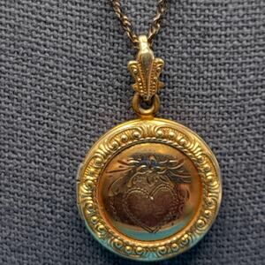 Vintage 12K GF Heart Locket Necklace Etched Gold Filled 1950s